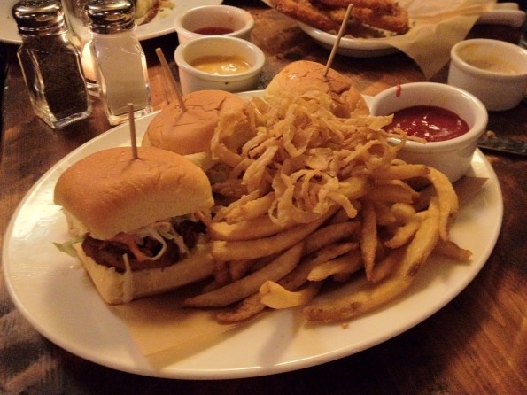 5 Pulled Pork Slyders